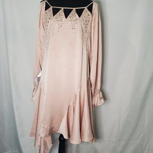 BCBG MAXAZRIA WOMENS DREES  SIZE S LONG SLEEVE